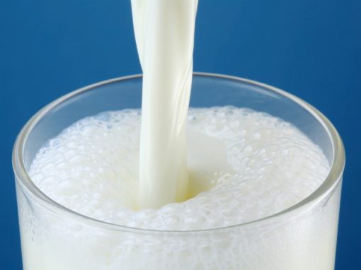 Правда ли, что молоко провоцирует рост раковых клеток